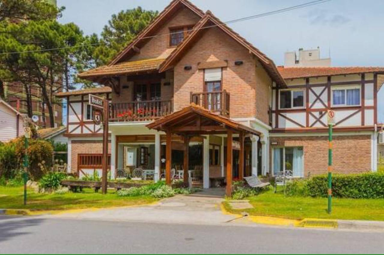 Hotel Berlin Pinamar Buitenkant foto